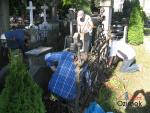 4._2013.08.24_Praca_na_cmentarzu_008