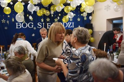 Spotkanie wigilijne dla osób starszych i samotnych w Nowej Schodni