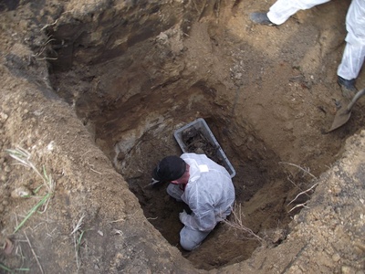 Ekshumacja na starym cmentarzu