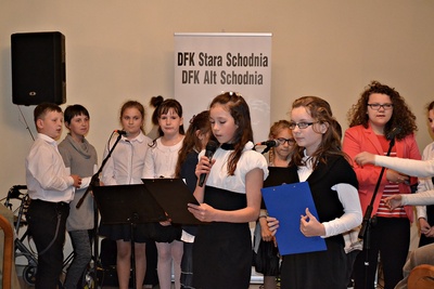 DFK SCHODNIA - DZIEN MATKI 2015 (26)