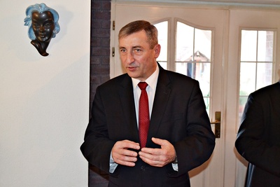 Burmistrz Ozimka Jan Labus składa życzenia