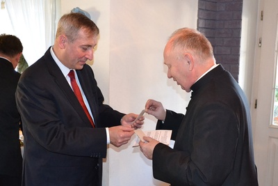 Łamanie się opłatkiem