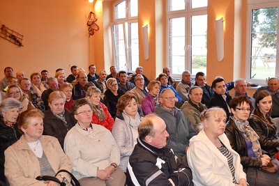 KRZYZOWA DOLINA - ZEBRANIE 2015 (17)