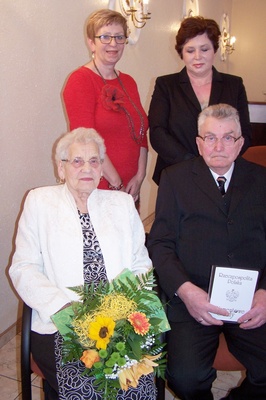 Aleksander i Jaros%%C5%%82awa Hory%%C5%%84 z c%%C3%%B3rkami Teres%%C4%%85 i Danut%%C4%%85