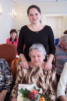 Horzinek Danuta z wnuczk%%C4%%85 Bogn%%C4%%85