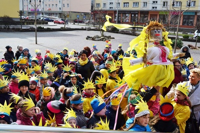 I Dzień Wiosny - Plenerowe Spotkanie Korowodów Marzankowych