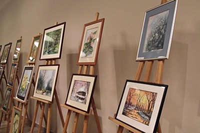 Uroczyste otwarcie wystawy plastycznej sekcji ?Akwarele? Uniwersytetu Trzeciego Wieku w Opolu pt. ?Wszystkie odcienie natury?