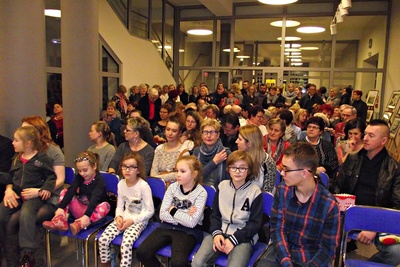 Przybyło spore grono widzów