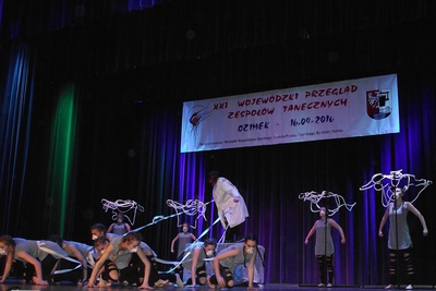 Dom Kultury w Ozimku gościł 38 zespołów tanecznych, które zaprezentowały 44 choreografie podczas XXI edycji Wojewódzkiego Przeglądu Zespołów Tanecznych