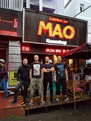 Devilish Impressions koncertuje w Azji