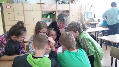 Interesującą prezentację multimedialną przygotowały dla nich radne miejskie Aldona Góźdź, Marzena Wolicka-Mazurkiewicz i Barbara Starzycka