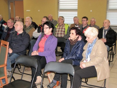 Uczestnicy zebrania podjęli trzy uchwały