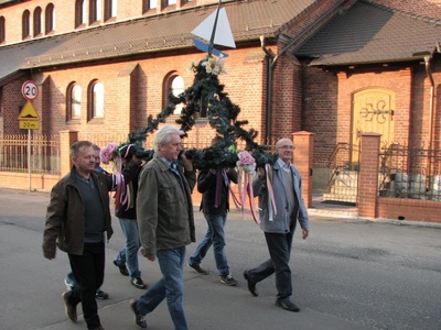 Drzewko majowe w Szczedrzyku