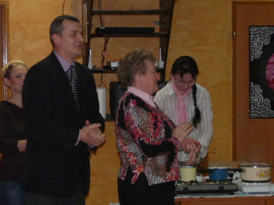 Na zdjęciu sołtys Mirosław Wieszołek i Renata Janik