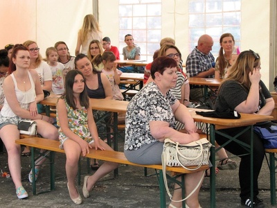 Występy artystyczne zespołów tanecznych Domu Kultury