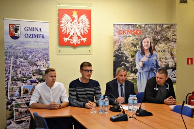 Basia Koszarek ze Szczedrzyka szuka swojego genetycznego bliźniaka