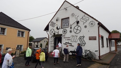 DFK Szczedrzyk i Pustków: Wycieczka rowerowa do Gminy Chrząstowice
