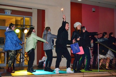 Ozimianie tanecznie przywitali Nowy Rok