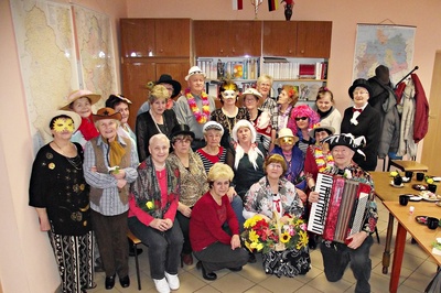 Związek Emerytów Rencistów i Inwalidów: Zabawa karnawałowa