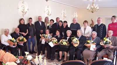 200 lat: kolejni jubilaci z gminy Ozimek obchodzili jubileusze urodzin i godów małżeńskich 
