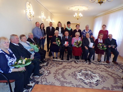 200 lat: kolejni jubilaci z gminy Ozimek obchodzili jubileusze urodzin i godów małżeńskich