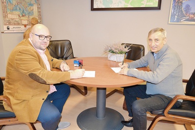 Podpisano umowy na systemy informatyczne oraz tablety i system do Backup-pamięć masowa w ramach projektu E-Ozimek - rozwój cyfrowych usług