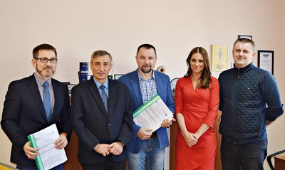 Umowa dot. budowy kanalizacji sanitarnej w miejscowości Schodnia, Pustków i Ozimek podpisana