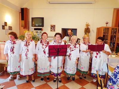 Biestrzynnik: Spotkali się w świetlicy by podziękować za plon