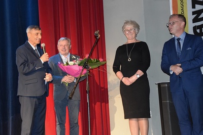 Szkoła SuperBabci i SuperDziadka: Uroczyste zakończenie roku kulturalno-oświatowego