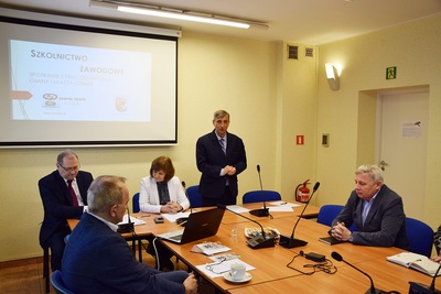 Spotkanie w sprawie potrzeb i rozwoju szkolnictwa branżowego