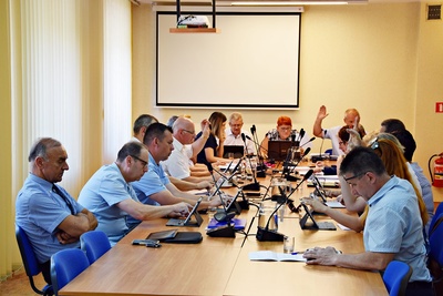 X Sesja Rady Miejskiej w Ozimku: Absolutorium i wotum zaufania dla Burmistrza Ozimka