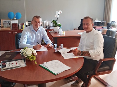 Podpisano umowę modernizację ul. Polnej w Pustkowie