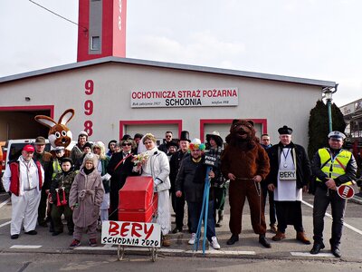 Schodnia: Wodzenie niedźwiedzia 2020