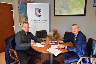 Rusza przebudowa chodników w miejscowości Ozimek