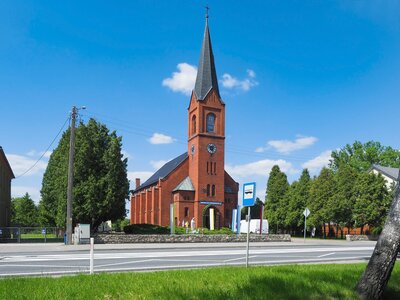 08 Grodziec - ko%%C5%%9Bci%%C3%%B3%%C5%%82 Matki Boskiej Cz%%C4%%99stochowskiej i %%C5%%9Bw. Wojciecha