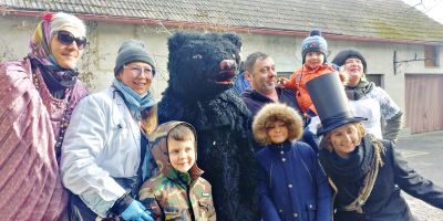 Wodzenie niedźwiedzia w Pustkowie