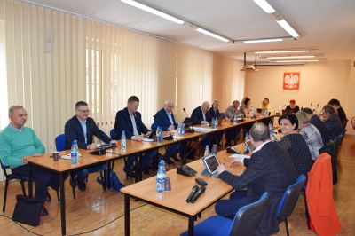 Na zdjeciu Radni podczas Sesji Rady Miejskiej w Ozimku