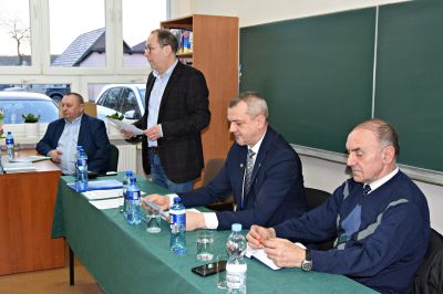 Zebranie wiejskie w Nowej Schodni