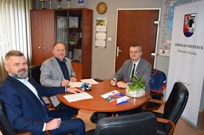 Odbiór i zagospodarowanie odpadów komunalnych z nieruchomości zamieszkałych na terenie Gminy Ozimek