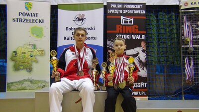 11073766_594940053976330_553583532_o