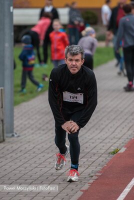 rozgrzewka indywidualna w wykonaniu jednego z uczestników