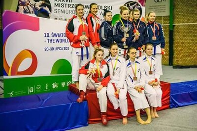 Medalistki konkurencji drużynowej na podium