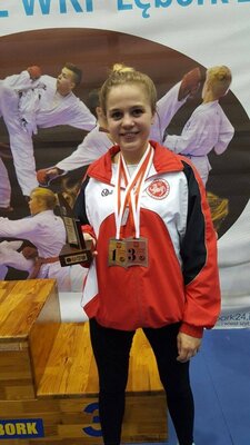 Natalia z trofeami Pucharu Polski