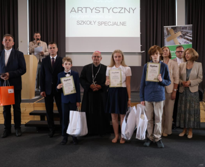 Podwójny sukces w Konkursie Wiedzy Religijnej „Żak 2025” uczniów z Trójki!