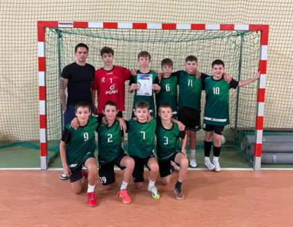 II miejsce Trójki w finale powiatowym futsalu chłopców