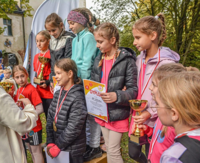 Sukcesy naszych uczniów w biegach przełajowych!